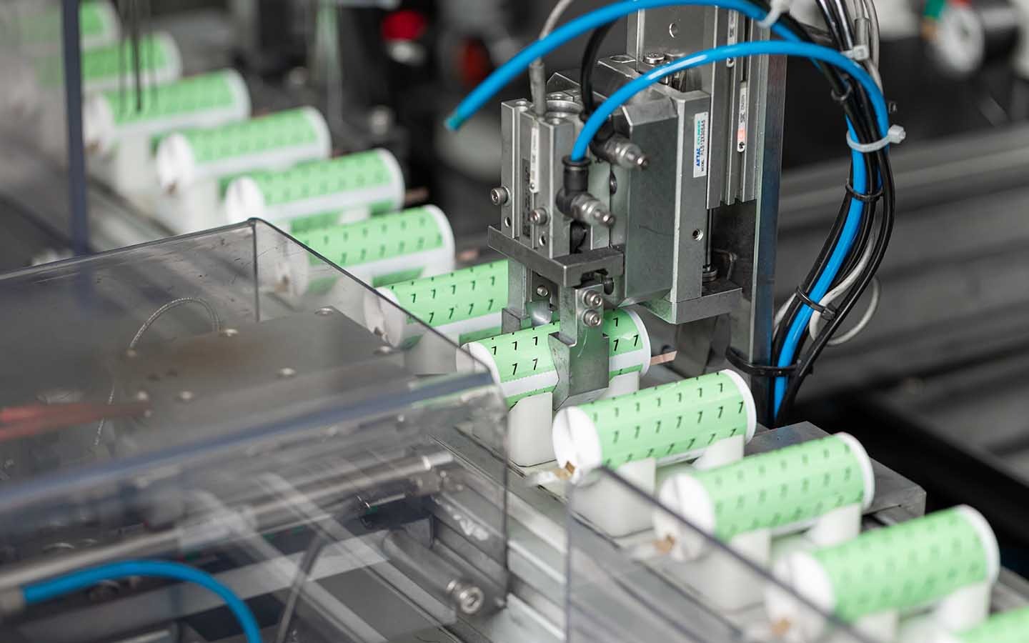 imgi_27_Battery-Cells-2.jpg